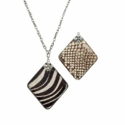 Best Sale π Patricia Nash Abella Floret 31" Reversible Leather Pendant Necklace Citrus Sunrise π 21 Best Sale π Patricia Nash Abella Floret 31" Reversible Leather Pendant Necklace Citrus Sunrise π -Vintage Leather Handbag Store unnamed file 1304