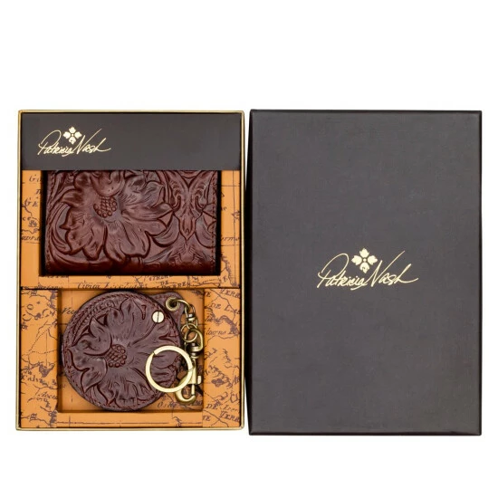 Budget β Patricia Nash Erica Wallet With Liscia Mirror Set British Tan Tooled π€© 3 Budget β Patricia Nash Erica Wallet With Liscia Mirror Set British Tan Tooled π€©
