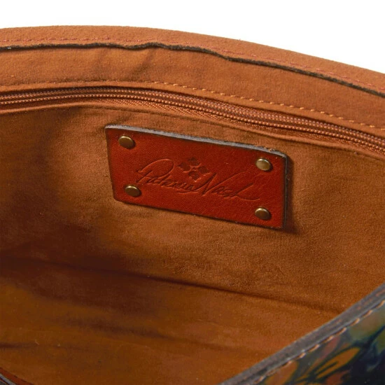 Outlet π Patricia Nash Giada Leather Crossbody Bag European Map π€© 6 Outlet π Patricia Nash Giada Leather Crossbody Bag European Map π€© - Image 4